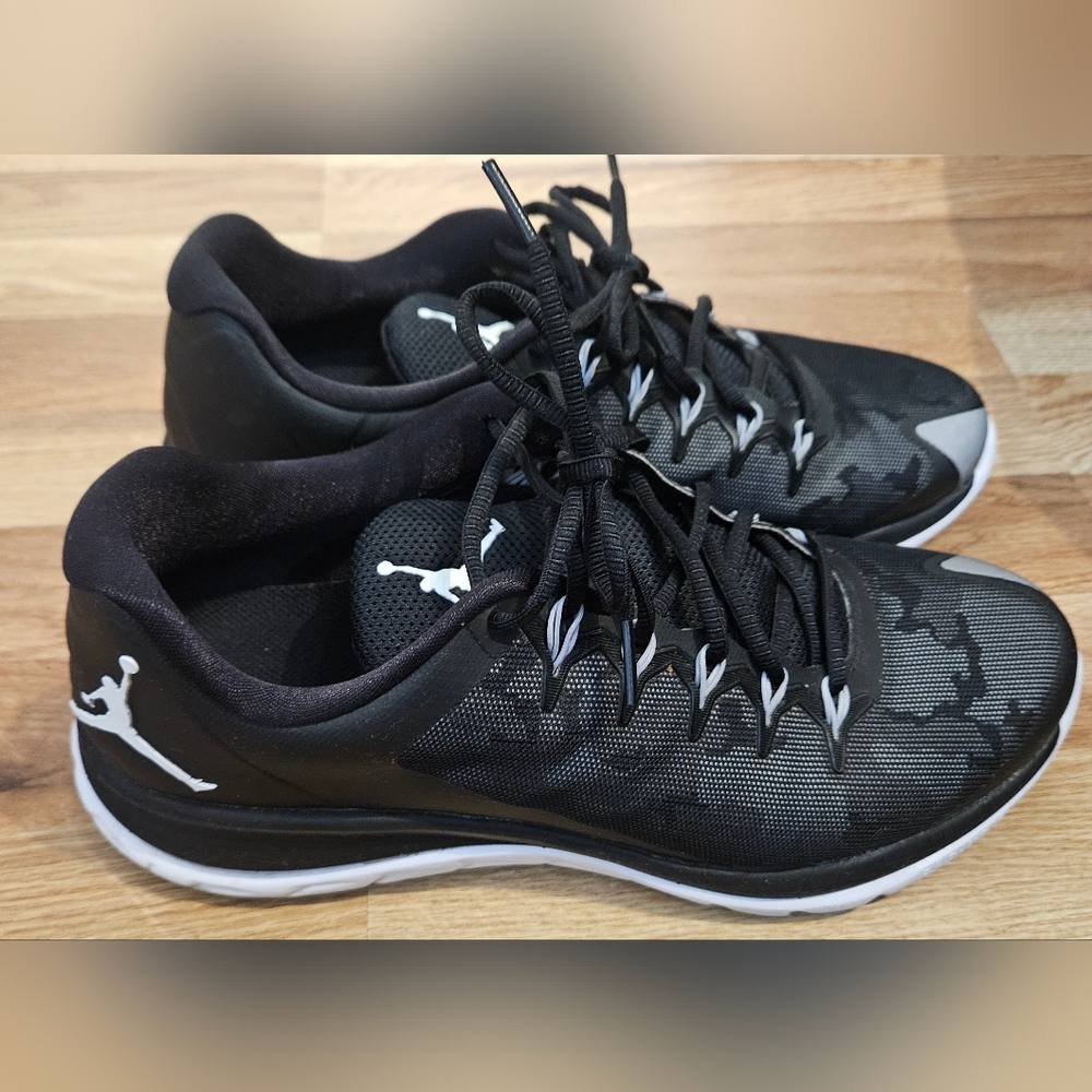 RARE 🔥 Air Jordan Flight Runner 2